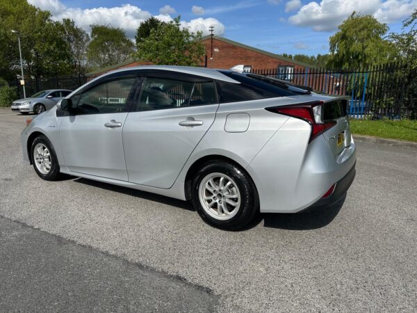 2019 Toyota Prius Hybrid 1.8L Auto | 53K Miles | Euro 6 - Image 8
