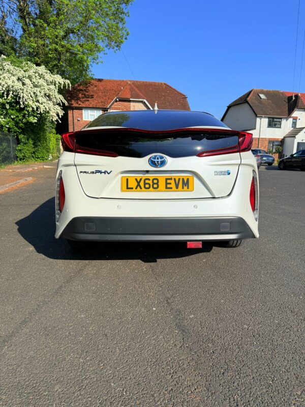 2018 Toyota Prius Plug-In PHV 1.8L Auto | 54K Miles | 70 MPG | Euro 6 - Image 8