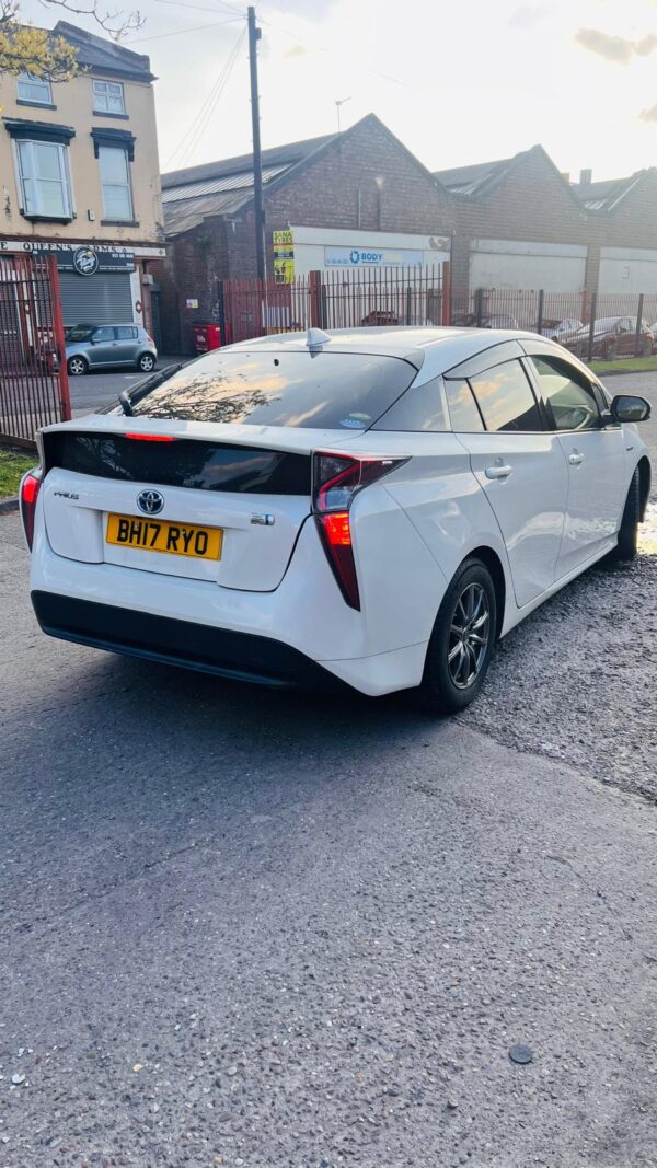 2017 Toyota Prius Hybrid 1.8L Auto | 54K Miles | Euro 6 | Fresh Import - Image 4