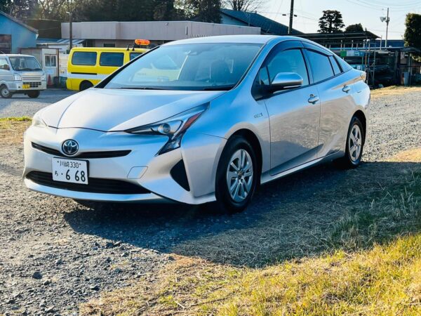 2017 Toyota Prius Hybrid 1.8L Auto | 43K Miles | Euro 6 | New Import - Image 3
