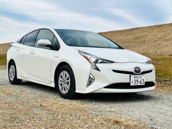 2017 Toyota Prius Hybrid 1.8L Auto | 47K Miles | Euro 6 | New Import - Image 3
