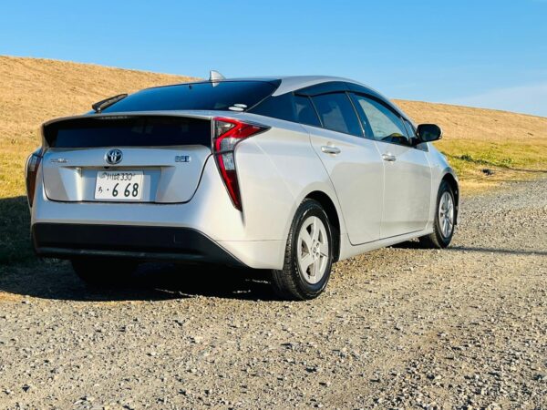 2017 Toyota Prius Hybrid 1.8L Auto | 43K Miles | Euro 6 | New Import - Image 7
