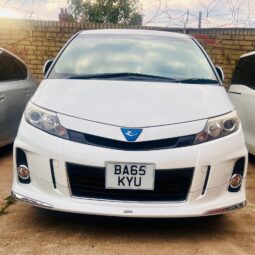 2016 Toyota Estima Hybrid – 7 Seater MPV | White | 60,024 Miles