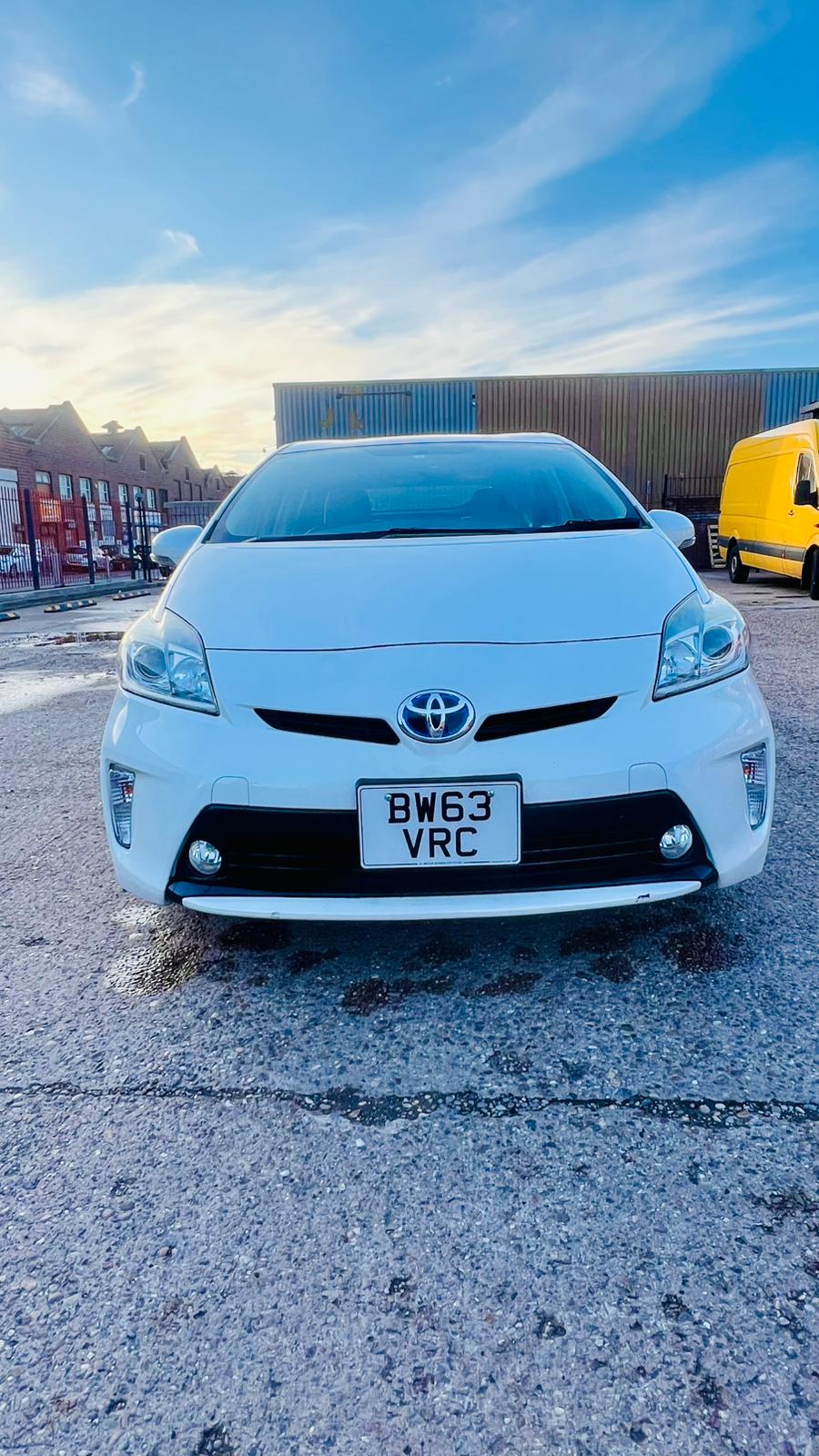 2014 Toyota Prius Hybrid – White | 57,024 Miles | Automatic