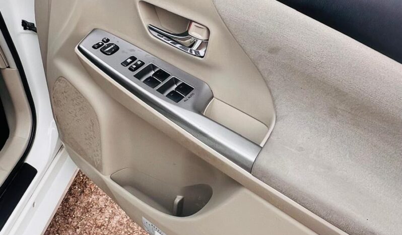 
								2015 Toyota Prius+ Automatic Hybrid | Low Mileage | 7-Seater MPV | £8,100 full									