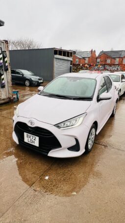 
										2023 Toyota Yaris 1.5L Automatic Petrol | Touchscreen Media | Smart Safety | £12,500 full									