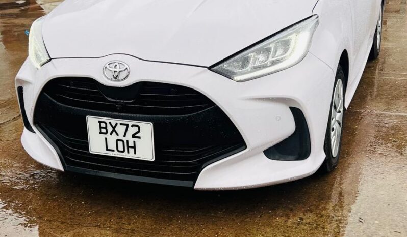 
								2023 Toyota Yaris 1.5L Automatic Petrol | Touchscreen Media | Smart Safety | £12,500 full									