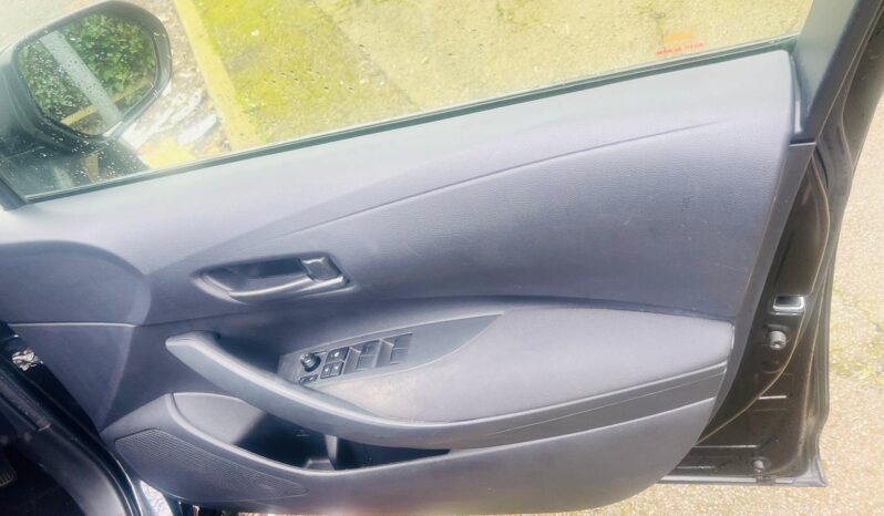 
								2020 Toyota Corolla Touring 1.8L Hybrid Automatic | ULEZ Compliant | Estate | £11,200 full									