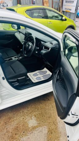 
										2021 Toyota Corolla Touring 1.8L Hybrid Automatic | Fresh Japan Import | ULEZ Compliant | £11,800 full									