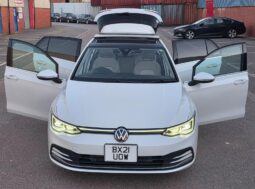 
										2021 Volkswagen Golf eTSI Automatic DSG | Panoramic Sunroof | Digital Cockpit | £15,350 full									