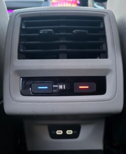 
										2021 Volkswagen Golf eTSI Automatic DSG | Panoramic Sunroof | Digital Cockpit | £15,350 full									