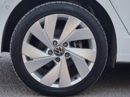 
										2021 Volkswagen Golf eTSI Automatic DSG | Panoramic Sunroof | Digital Cockpit | £15,350 full									