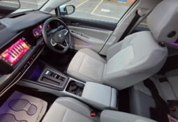 
										2021 Volkswagen Golf eTSI Automatic DSG | Panoramic Sunroof | Digital Cockpit | £15,350 full									