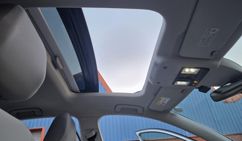 
								2021 Volkswagen Golf eTSI Automatic DSG | Panoramic Sunroof | Digital Cockpit | £15,350 full									