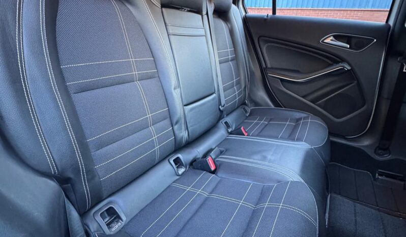 
								2015 Mercedes-Benz A180 Automatic Petrol | Low Mileage | Reverse Camera | £8,100 full									