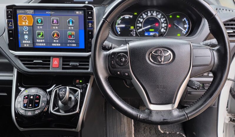
								2021 Toyota Voxy High Grade 1.8L Hybrid Automatic | 7 Seater MPV | Dual Power Sliding Doors | £19,500 full									