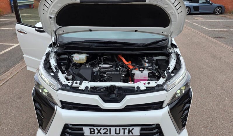 
								2021 Toyota Voxy High Grade 1.8L Hybrid Automatic | 7 Seater MPV | Dual Power Sliding Doors | £19,500 full									