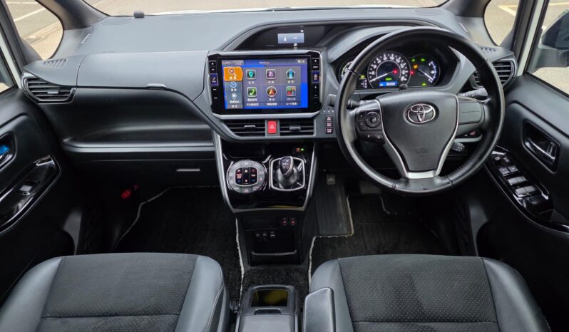 
								2021 Toyota Voxy High Grade 1.8L Hybrid Automatic | 7 Seater MPV | Dual Power Sliding Doors | £19,500 full									