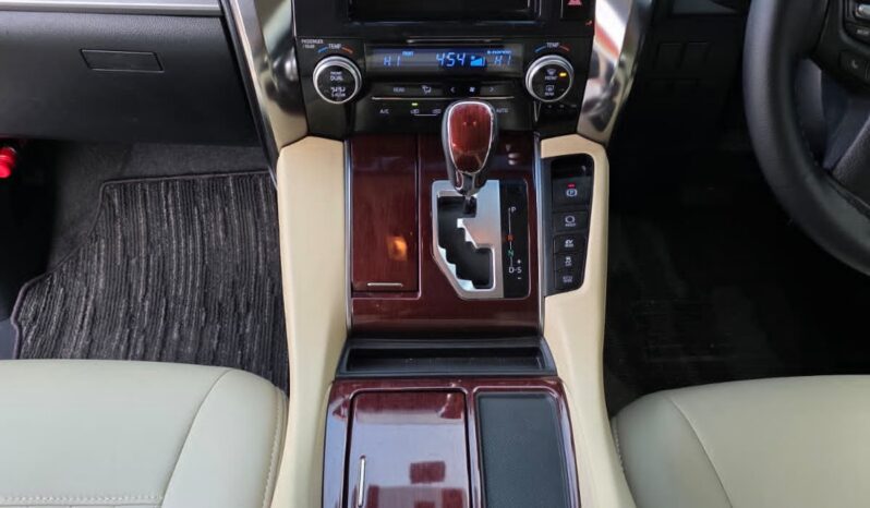 
								2017 Toyota Alphard Hybrid E-Four 4WD | 7 Seater Luxury MPV | Dual Power Sliding Doors | £20,500 full									