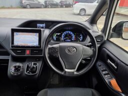 
										2016 Toyota Voxy ZS Hybrid | 7 Seater MPV | Dual Power Sliding Doors | £10,600 full									