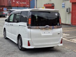 
										2016 Toyota Voxy ZS Hybrid | 7 Seater MPV | Dual Power Sliding Doors | £10,600 full									
