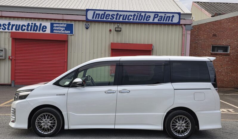 
								2016 Toyota Voxy ZS Hybrid | 7 Seater MPV | Dual Power Sliding Doors | £10,600 full									