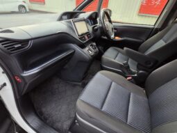 
										2016 Toyota Voxy ZS Hybrid | 7 Seater MPV | Dual Power Sliding Doors | £10,600 full									