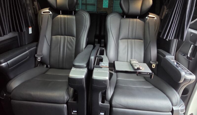 
								2018 Toyota Alphard | 7 Seater Luxury MPV | Leather Captain Seats & Panoramic Sunroof | £19,200 full									