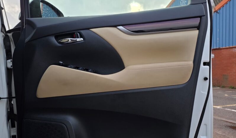 
								2017 Toyota Alphard Hybrid | 7 Seater Luxury MPV | Dual Power Sliding Doors | £17,500 full									