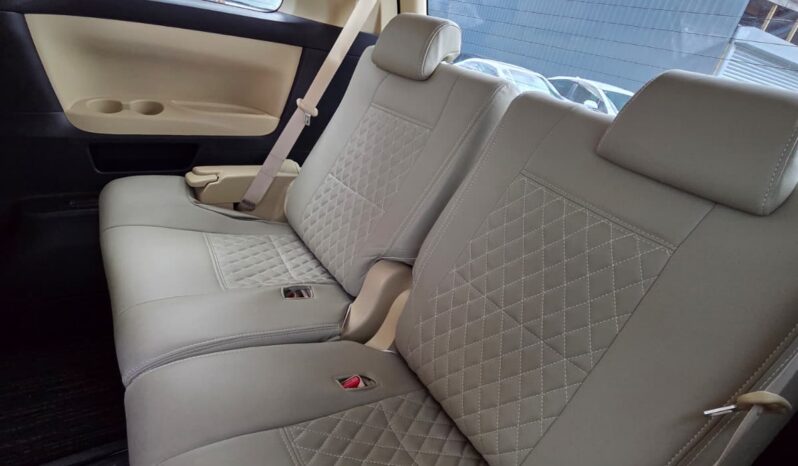 
								2017 Toyota Alphard Hybrid | 7 Seater Luxury MPV | Dual Power Sliding Doors | £17,500 full									