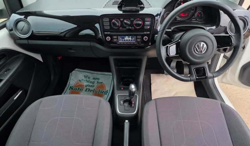 
								2015 Volkswagen Up! | Stylish 5-Door City Car | Exceptional Urban Economy | £5,600 full									