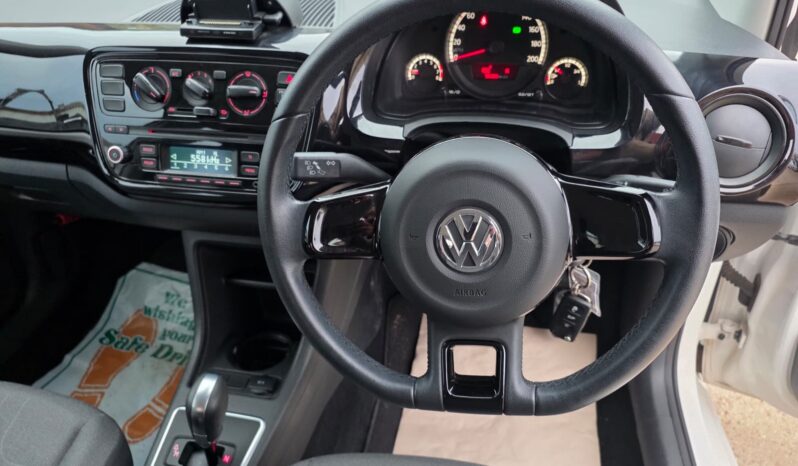 
								2015 Volkswagen Up! | Stylish 5-Door City Car | Exceptional Urban Economy | £5,600 full									