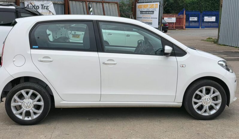 
								2015 Volkswagen Up! | Stylish 5-Door City Car | Exceptional Urban Economy | £5,600 full									