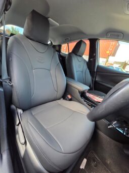
										2018 Toyota Prius Hybrid | Modern 5-Door Hatchback | Advanced Eco Efficiency | £10,500 full									