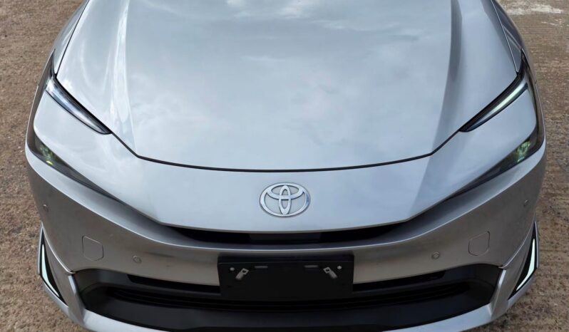 
								2023 Toyota Prius Hybrid (New Shape) | Sporty 5-Door Hatchback | Advanced Eco Efficiency | £18,400 full									