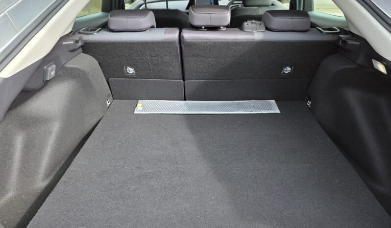 
								2023 Toyota Prius Hybrid (New Shape) | Sporty 5-Door Hatchback | Advanced Eco Efficiency | £18,400 full									