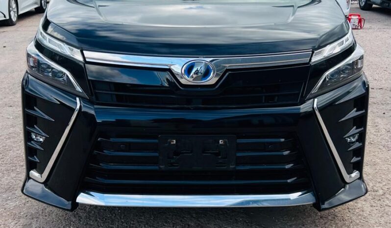 
								2020 Toyota Voxy | 7/8 Seater Modern MPV | Fresh Japanese Import | £17,600 full									