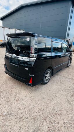 
										2020 Toyota Voxy | 7/8 Seater Modern MPV | Fresh Japanese Import | £17,600 full									
