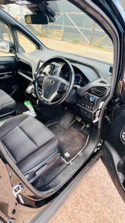
										2020 Toyota Voxy | 7/8 Seater Modern MPV | Fresh Japanese Import | £17,600 full									