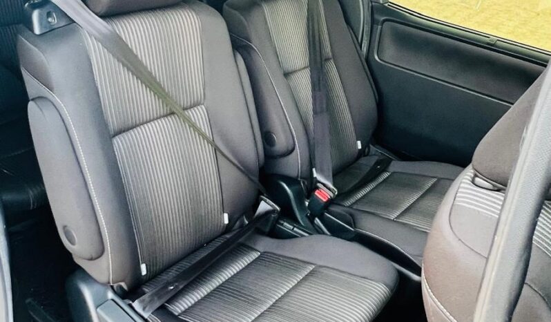 
								2020 Toyota Voxy | 7/8 Seater Modern MPV | Fresh Japanese Import | £17,600 full									