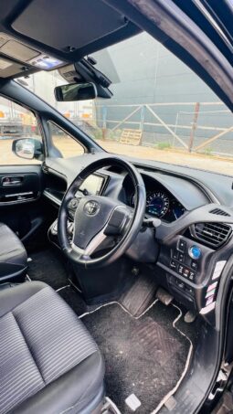 
										2020 Toyota Voxy | 7/8 Seater Modern MPV | Fresh Japanese Import | £17,600 full									