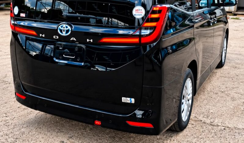 
								2022 Toyota Noah Hybrid | Luxury 8-Seater MPV | Dual Power Sliding Doors & Adaptive Safety | £20,250 full									